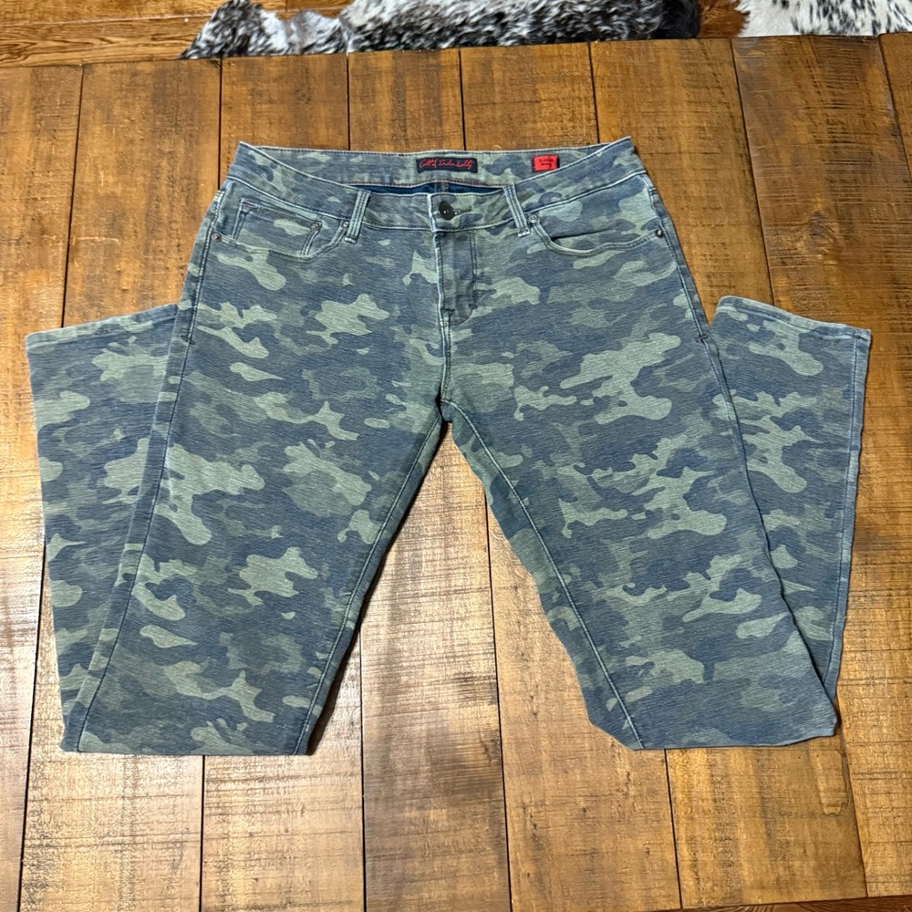 Cult of Individuality Green Camouflage Skinny Jeans